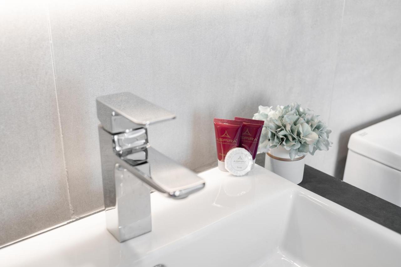 Aspira Gems Center Silom Hotel Bangkok Bilik gambar